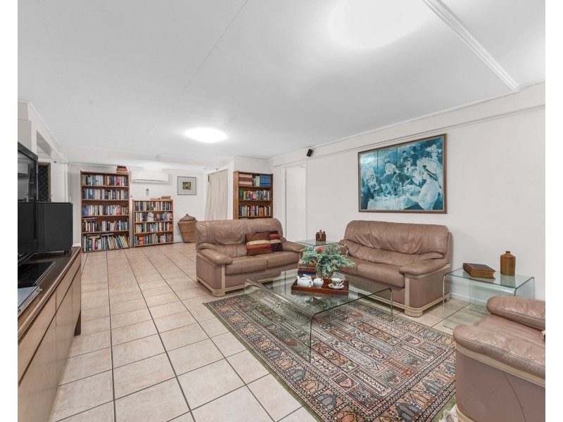 12 Mayheck Street, Tarragindi QLD 4121