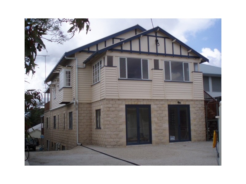 1/378 Cavendish Road, Coorparoo QLD 4151