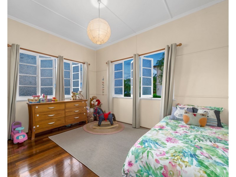 20 Brinawa Street, Camp Hill QLD 4152