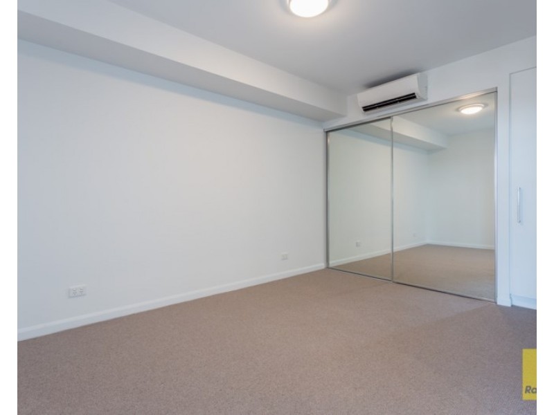 11805/26 Holdsworth Street, Coorparoo QLD 4151