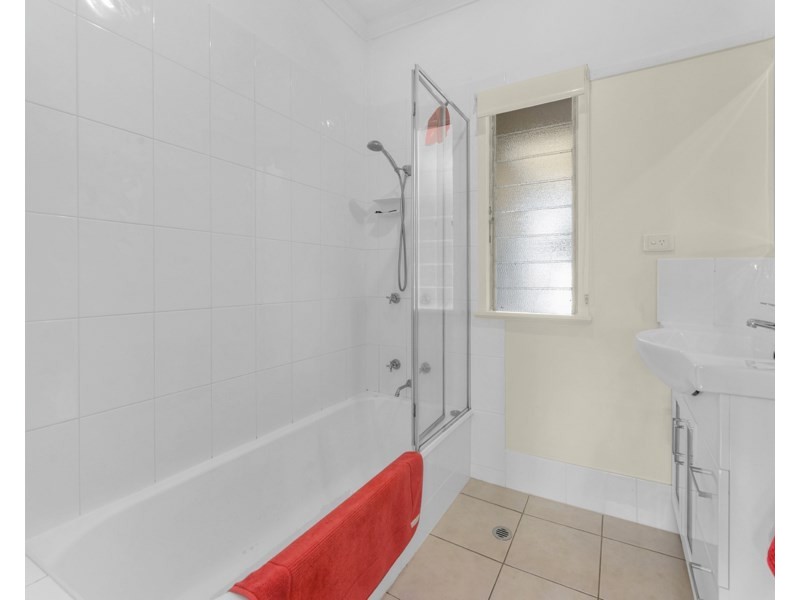 162 Lutzow Street, Tarragindi QLD 4121