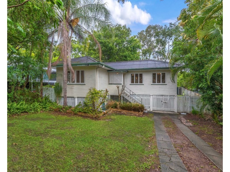 87 Plimsoll Street, Greenslopes QLD 4120