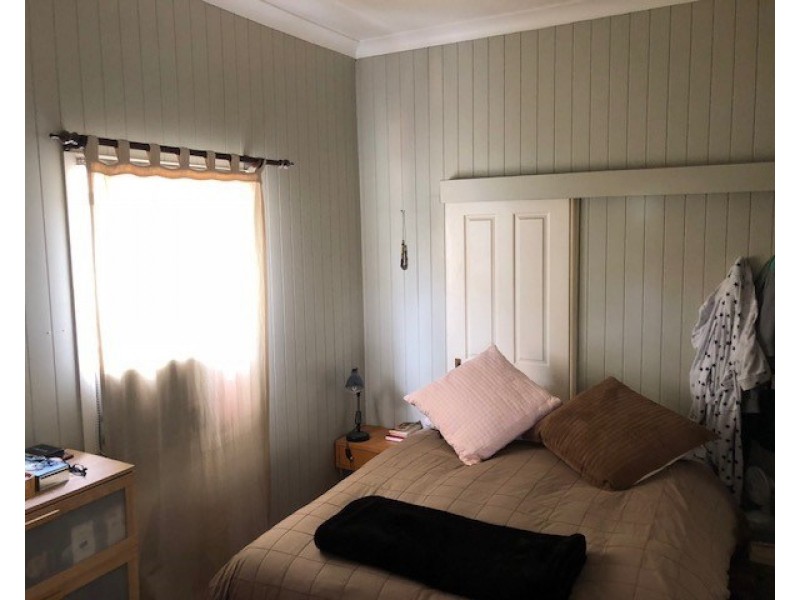 28 Baragoola Street, Coorparoo QLD 4151