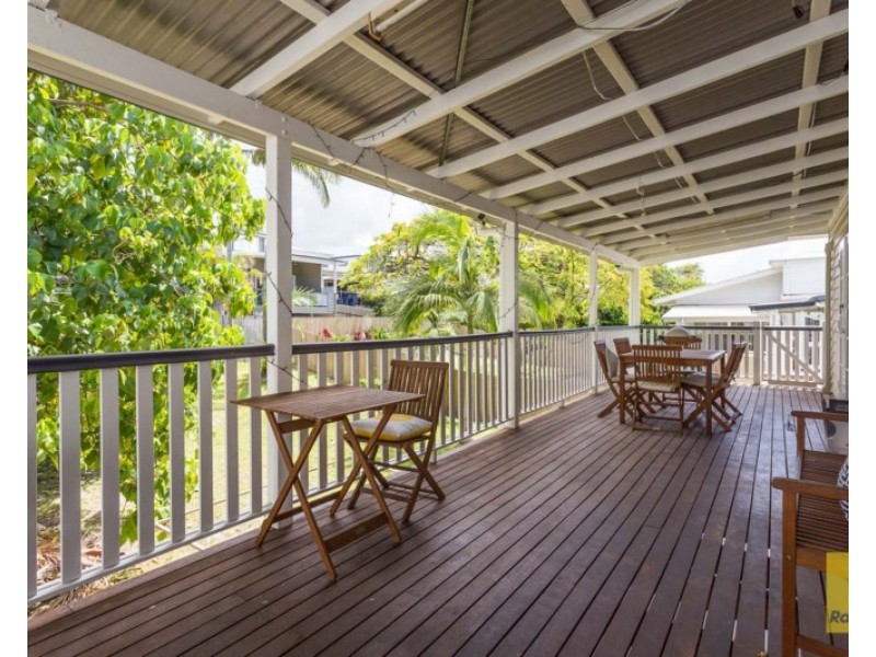 31 Lewis Street, Camp Hill QLD 4152