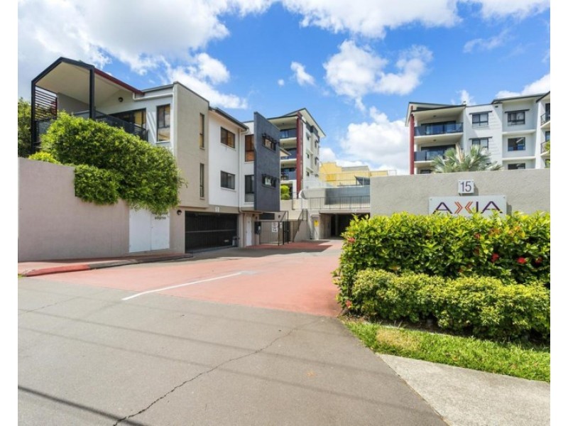 19/15 Kitchener Street, Coorparoo QLD 4151
