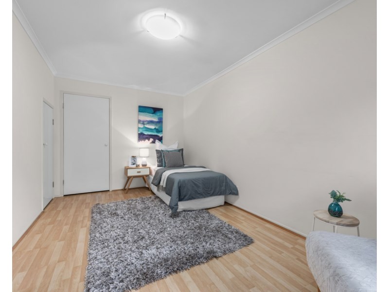 101 Golden Oak Crescent, Carindale QLD 4152