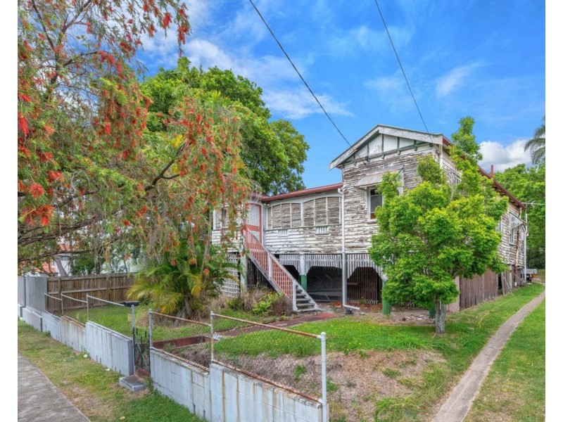 45 St Leonards Street, Coorparoo QLD 4151