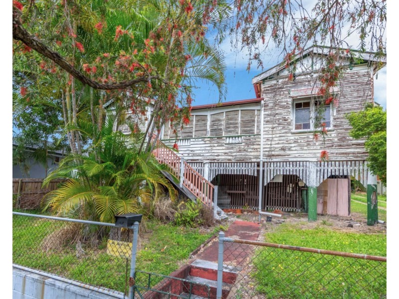 45 St Leonards Street, Coorparoo QLD 4151