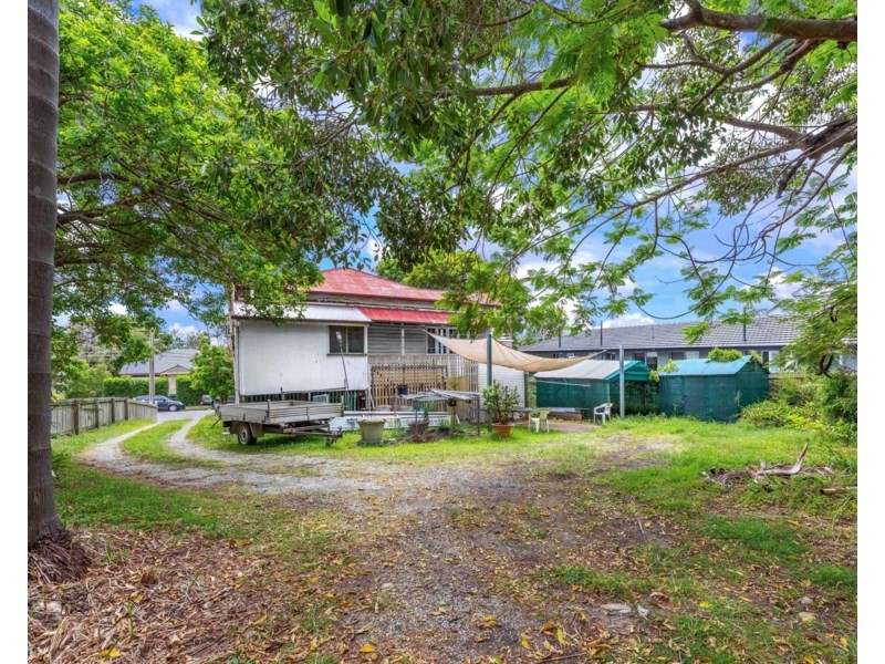 45 St Leonards Street, Coorparoo QLD 4151