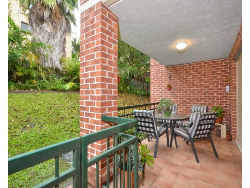 1/50 Rialto Street, Coorparoo QLD 4151