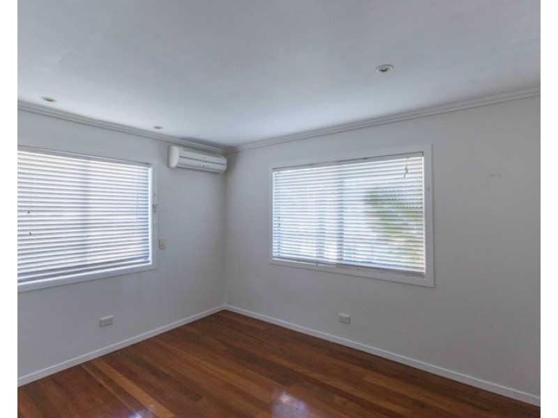 1A Myall Street, Norman Park QLD 4170