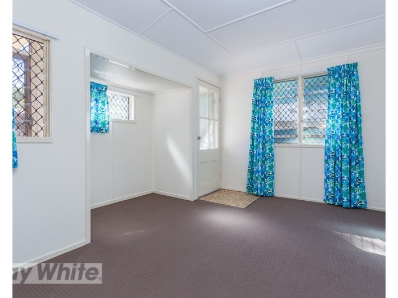 3/12 Ninth Avenue, Coorparoo QLD 4151