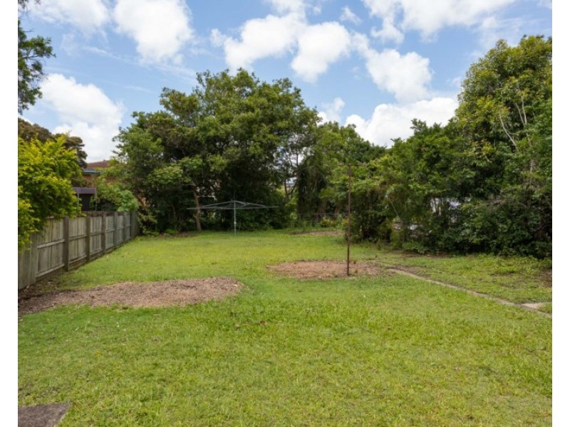15 Rees Avenue, Coorparoo QLD 4151