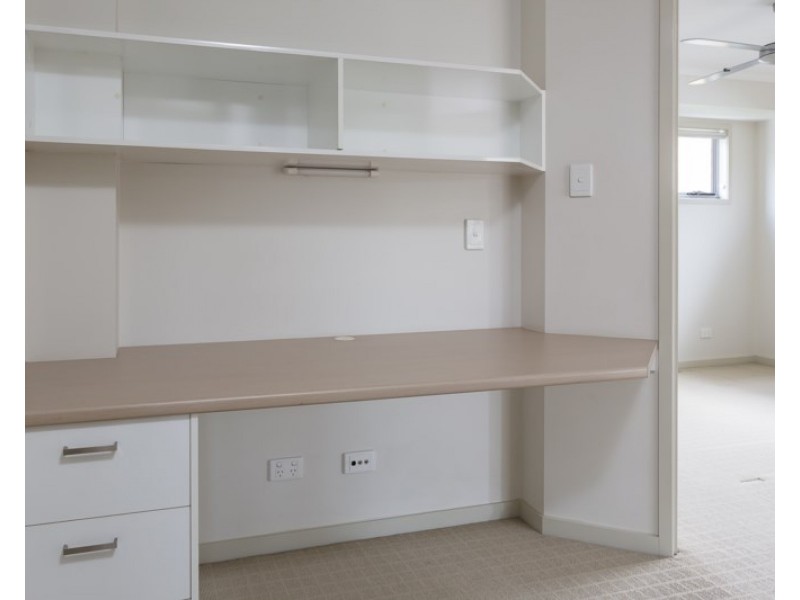 5 Ames Street, Coorparoo QLD 4151