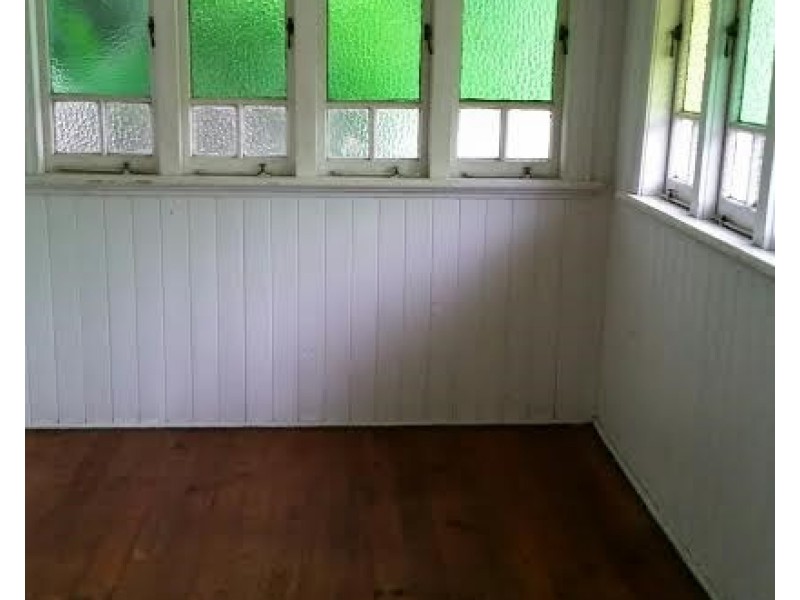 16 Birdwood Street, Coorparoo QLD 4151