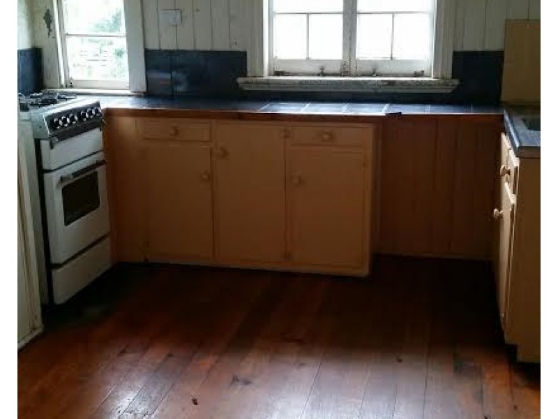 16 Birdwood Street, Coorparoo QLD 4151