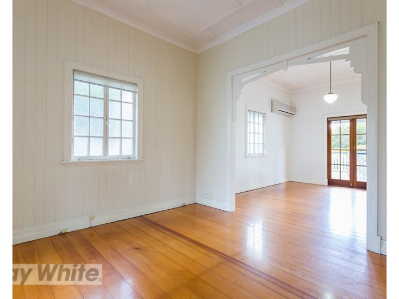 45 Headfort Street, Greenslopes QLD 4120