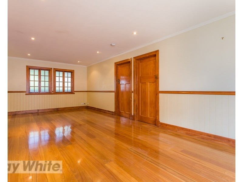 45 Headfort Street, Greenslopes QLD 4120