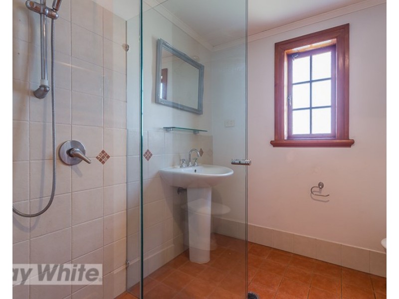 45 Headfort Street, Greenslopes QLD 4120