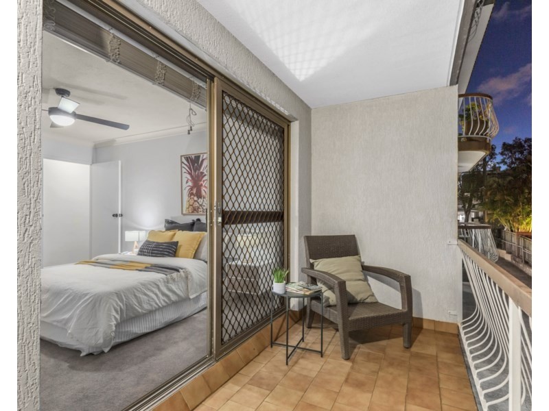 3/12 Durham Street, Coorparoo QLD 4151