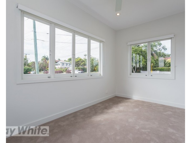 28 Martha Street, Camp Hill QLD 4152