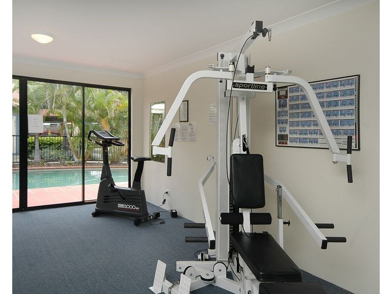 11/55 Harries Road, Coorparoo QLD 4151