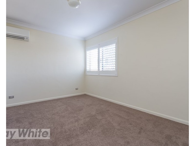 3/56 Knowsley Street, Greenslopes QLD 4120