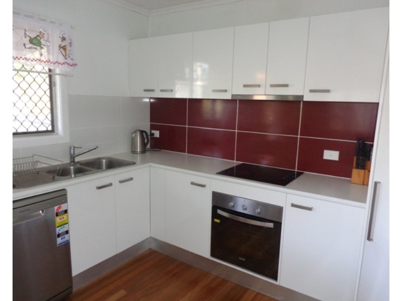 72 Long Street, Camp Hill QLD 4152