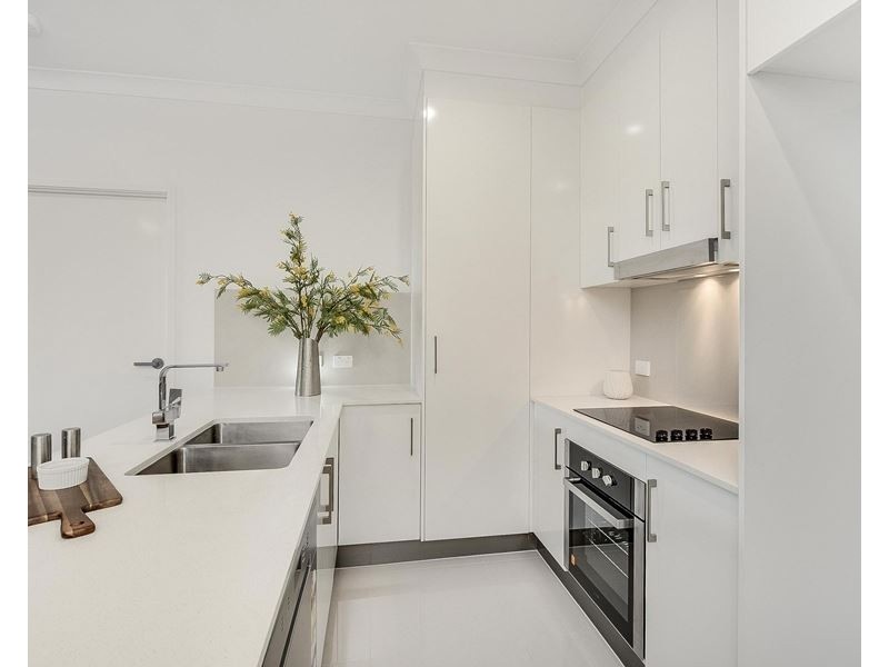 7/68 Kitchener Street, Coorparoo QLD 4151