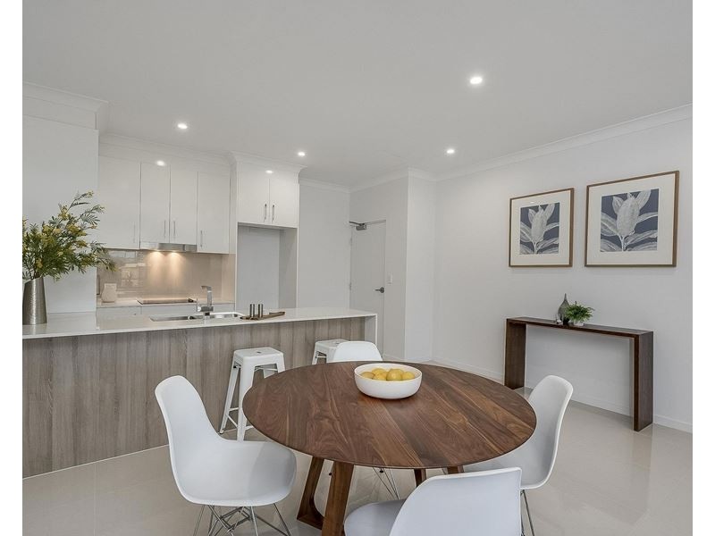 7/68 Kitchener Street, Coorparoo QLD 4151