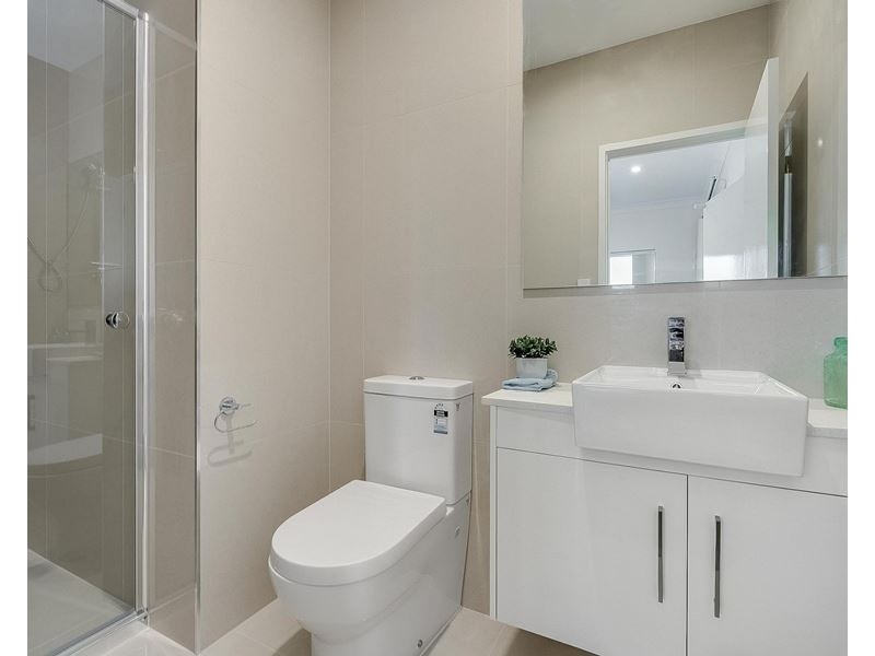 7/68 Kitchener Street, Coorparoo QLD 4151