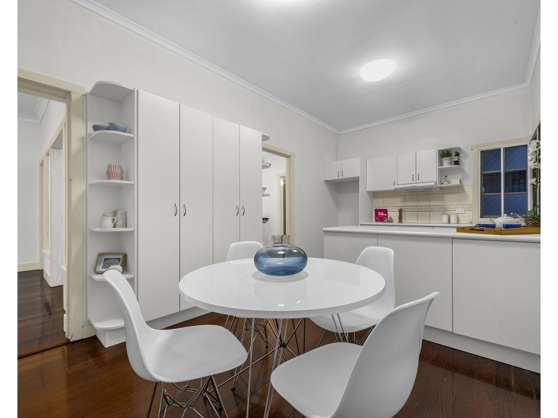 7 Stodart Street, Coorparoo QLD 4151