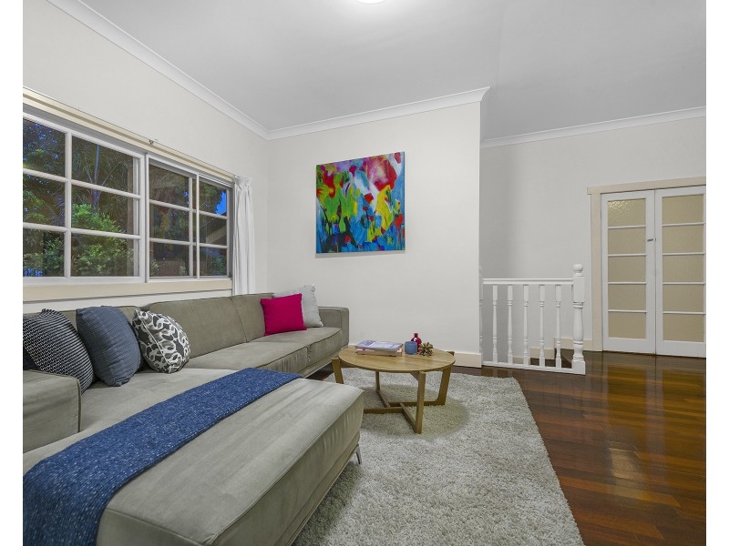 7 Stodart Street, Coorparoo QLD 4151