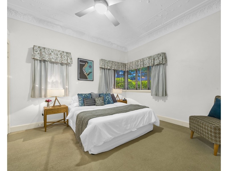 7 Stodart Street, Coorparoo QLD 4151