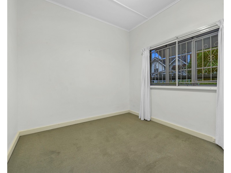 7 Stodart Street, Coorparoo QLD 4151