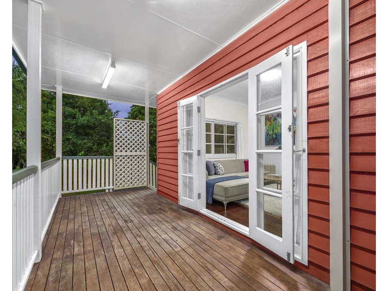 7 Stodart Street, Coorparoo QLD 4151