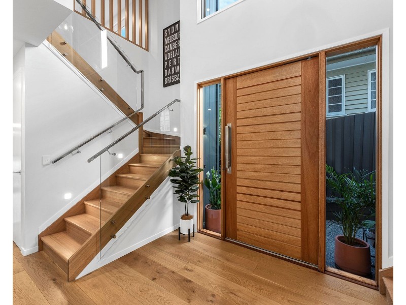 86 Raven Street, Camp Hill QLD 4152