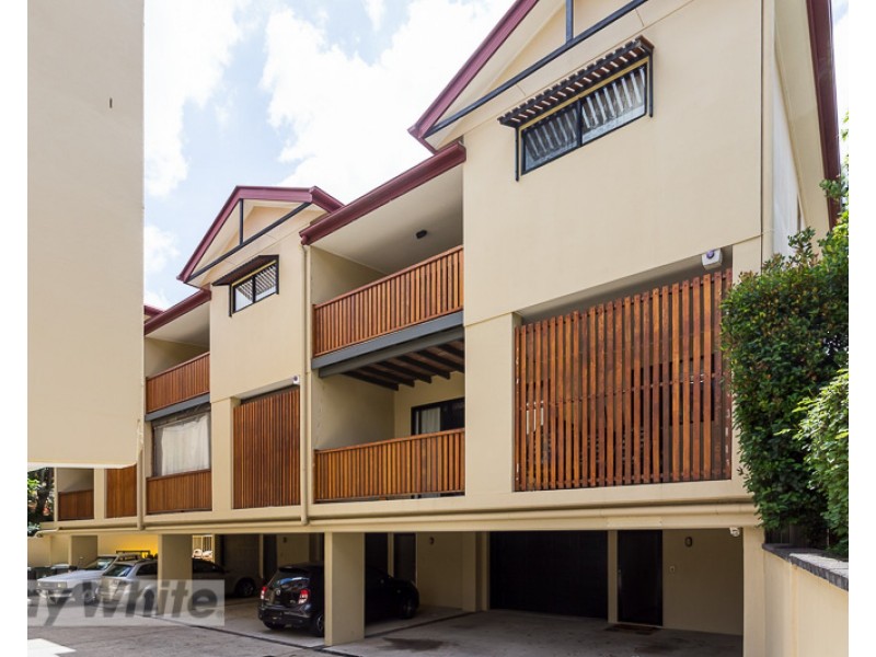 5/336 Cavendish Road, Coorparoo QLD 4151