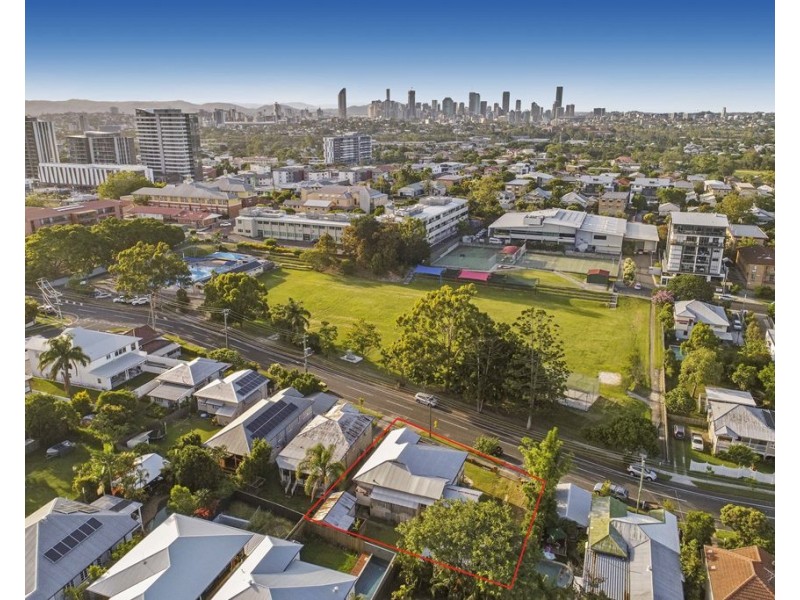 47 Halstead Street, Coorparoo QLD 4151