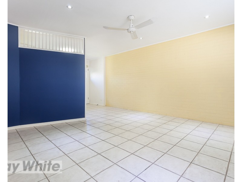 4/19 Leamington Street, Woolloongabba QLD 4102