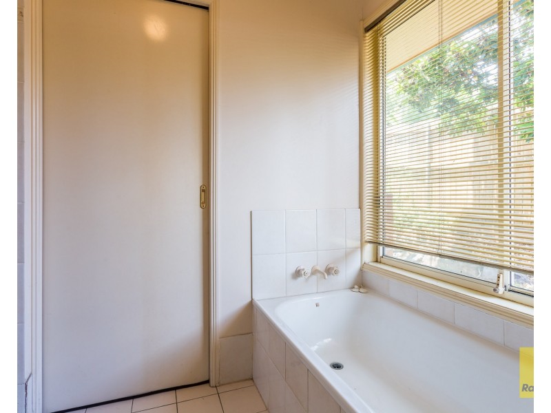 1/7 Titania Street, Morningside QLD 4170