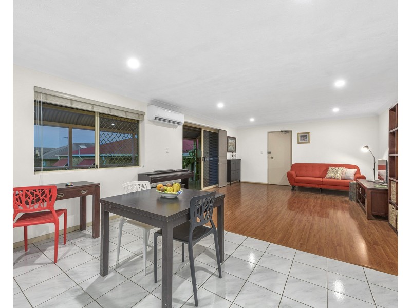 6/98 Pembroke Road, Coorparoo QLD 4151