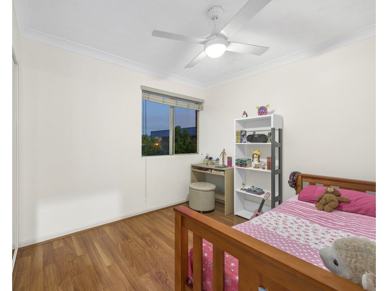 6/98 Pembroke Road, Coorparoo QLD 4151