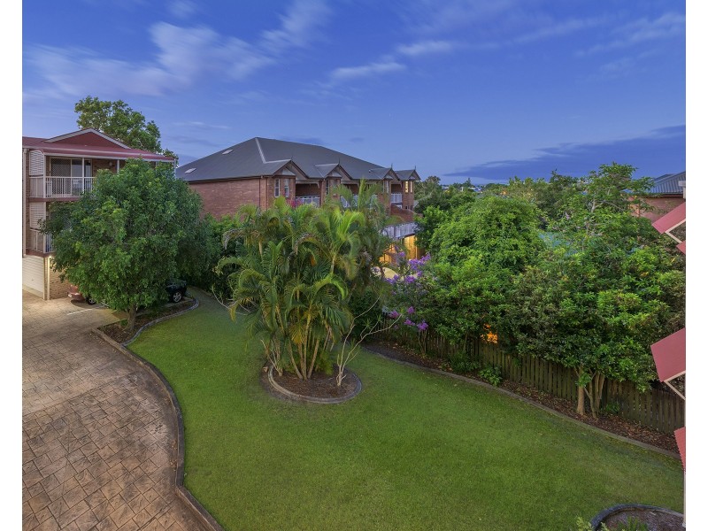 6/98 Pembroke Road, Coorparoo QLD 4151