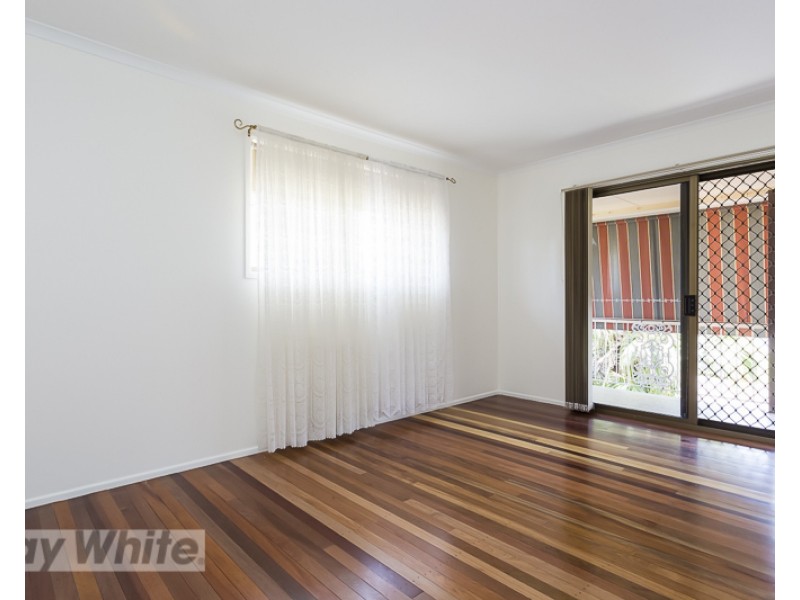 12 Aldford Street, Carindale QLD 4152