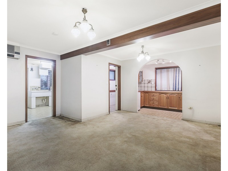 32 Brodie Street, Holland Park West QLD 4121