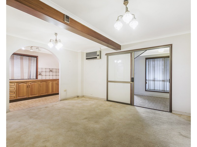 32 Brodie Street, Holland Park West QLD 4121