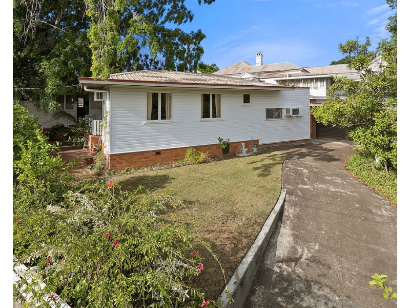 61 Milsom Street, Coorparoo QLD 4151