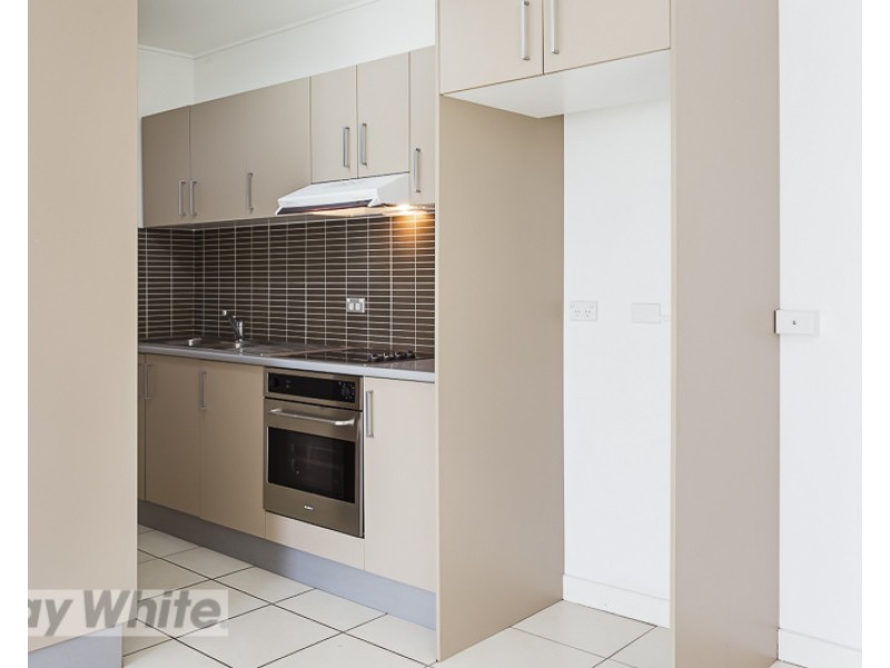 4/387 Cavendish Road, Coorparoo QLD 4151