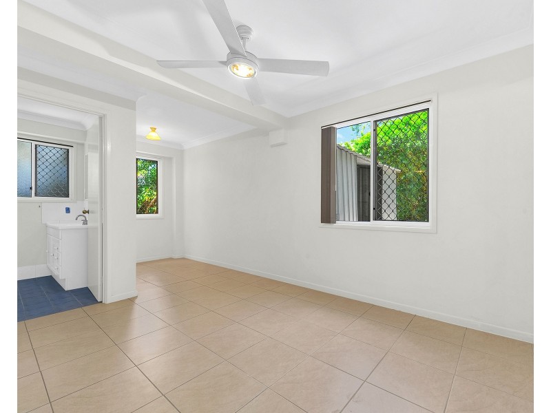 172 Messines Ridge Road, Holland Park West QLD 4121
